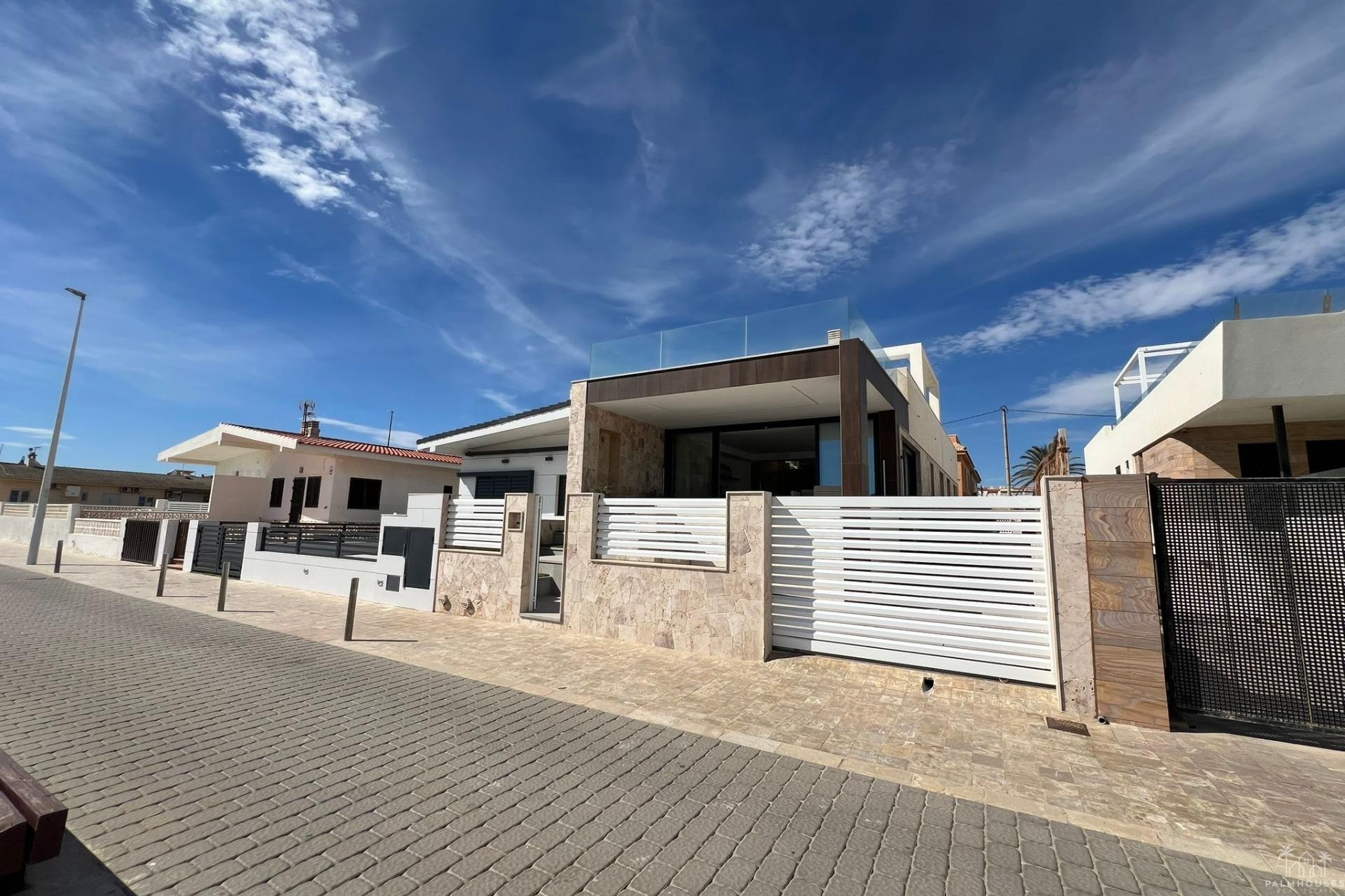 Venta - Villa - Torrevieja - La Mata