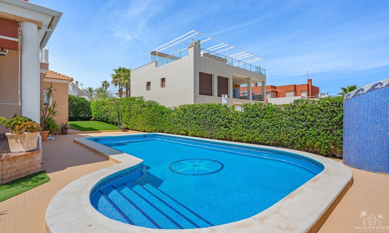 Venta - Villa - Torrevieja - La Mata