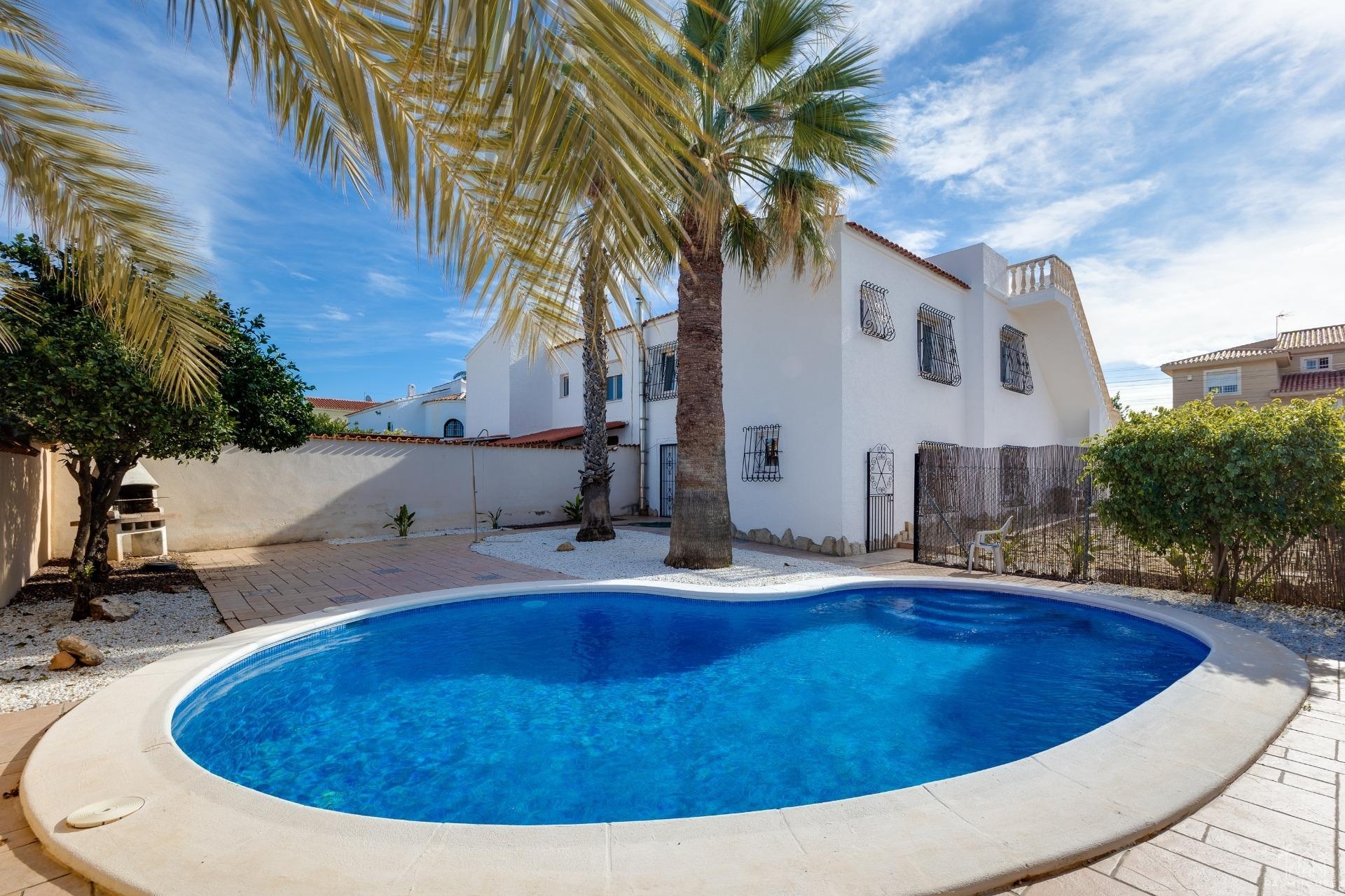 Venta - Villa - Torrevieja - La Siesta