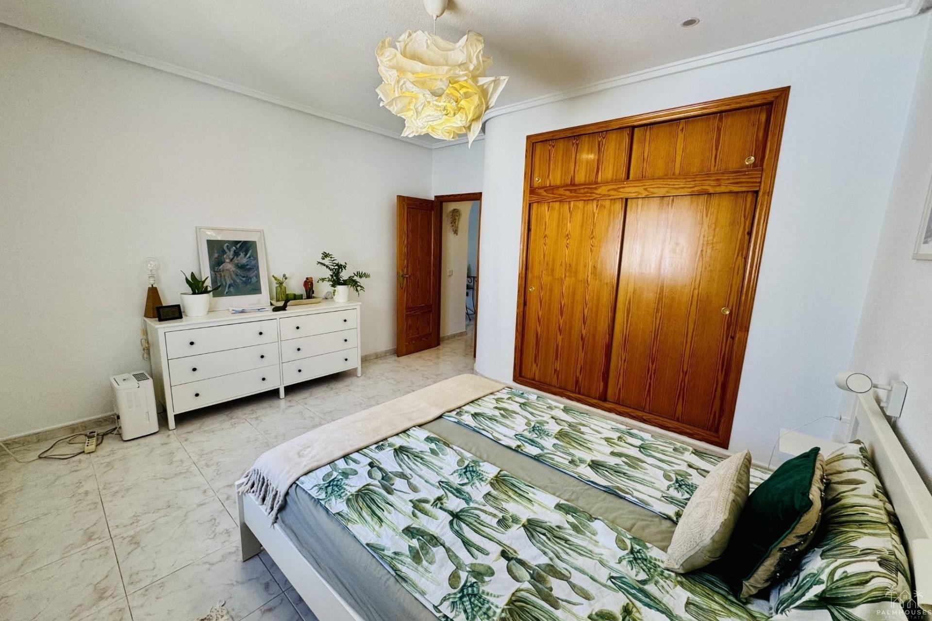 Venta - Villa - Torrevieja - La Siesta