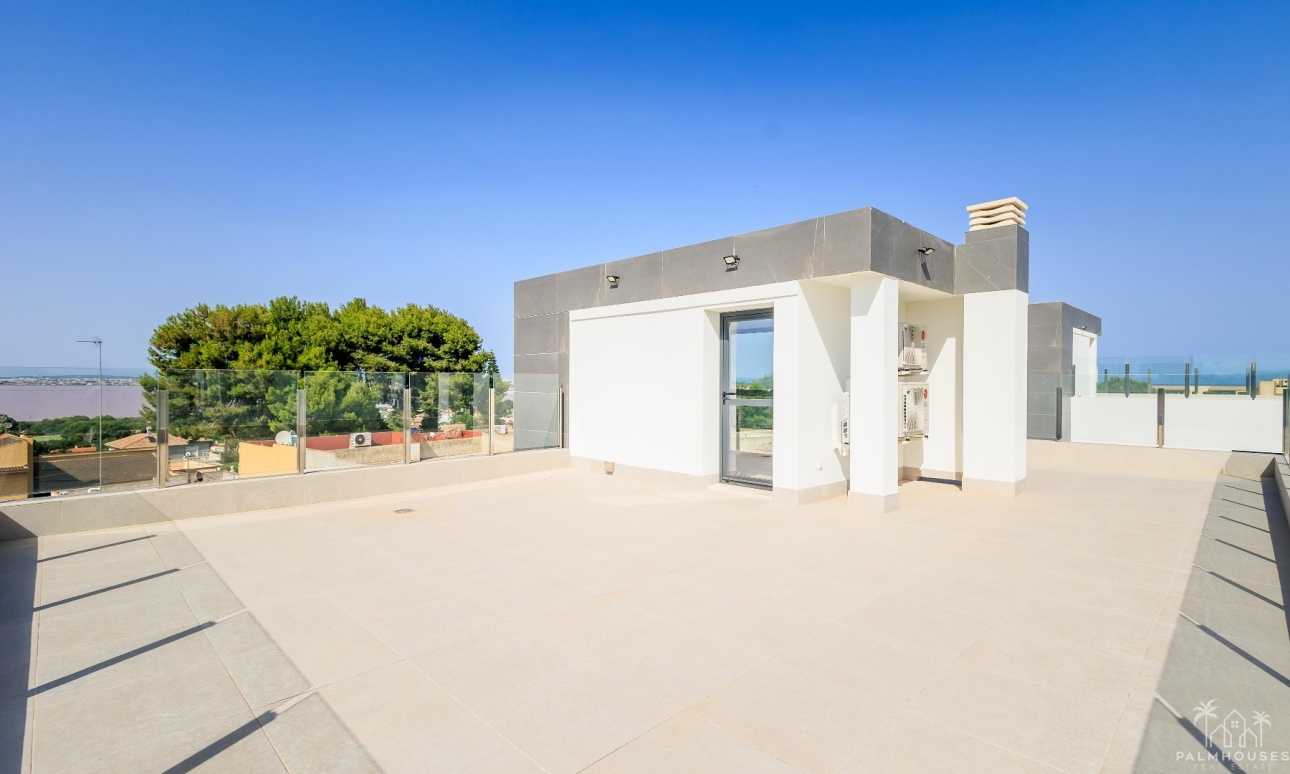 Venta - Villa - Torrevieja - Los Balcones