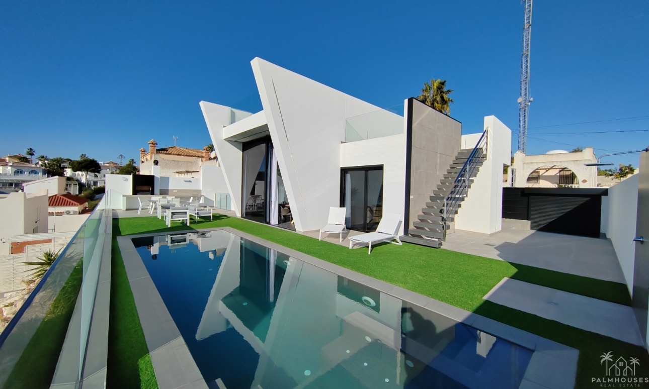 Venta - Villa - Torrevieja - Los Balcones