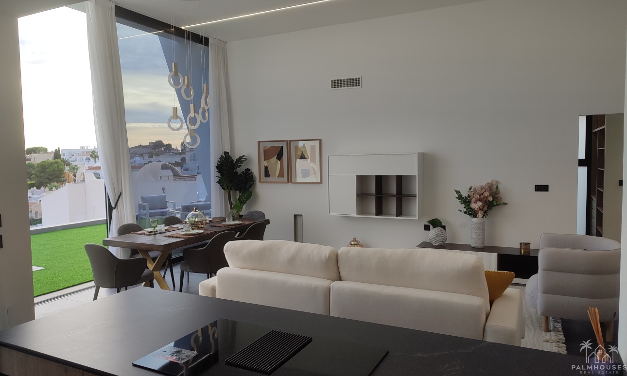 Venta - Villa - Torrevieja - Los Balcones