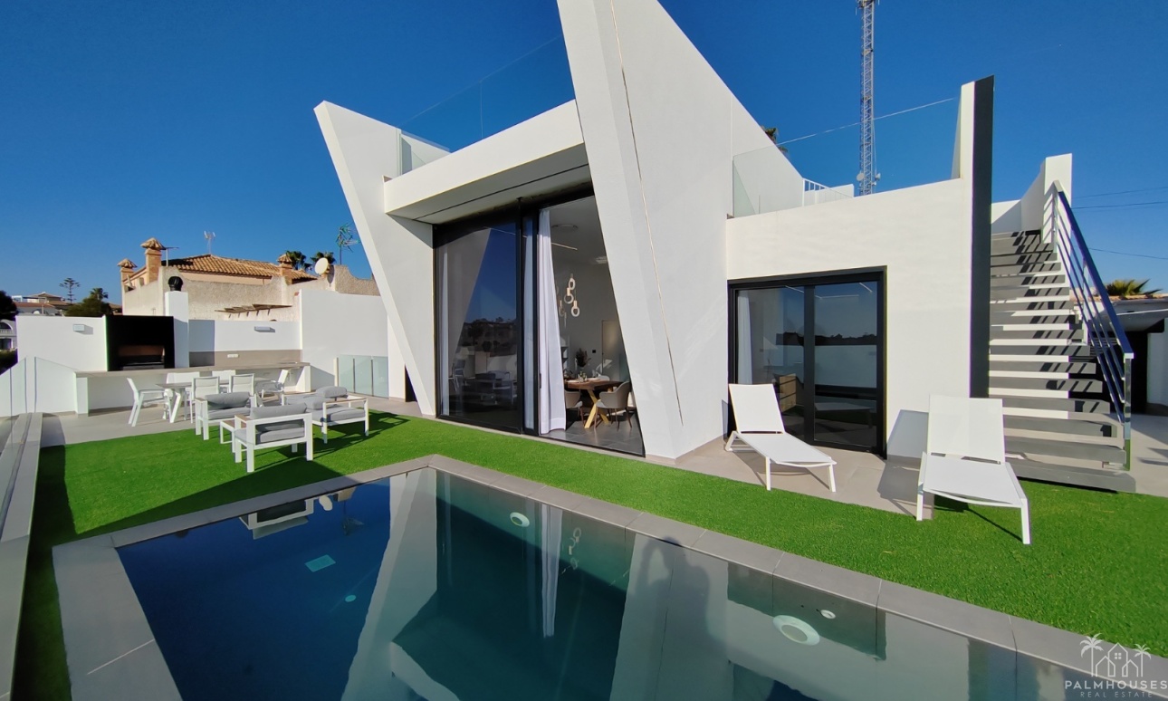 Venta - Villa - Torrevieja - Los Balcones