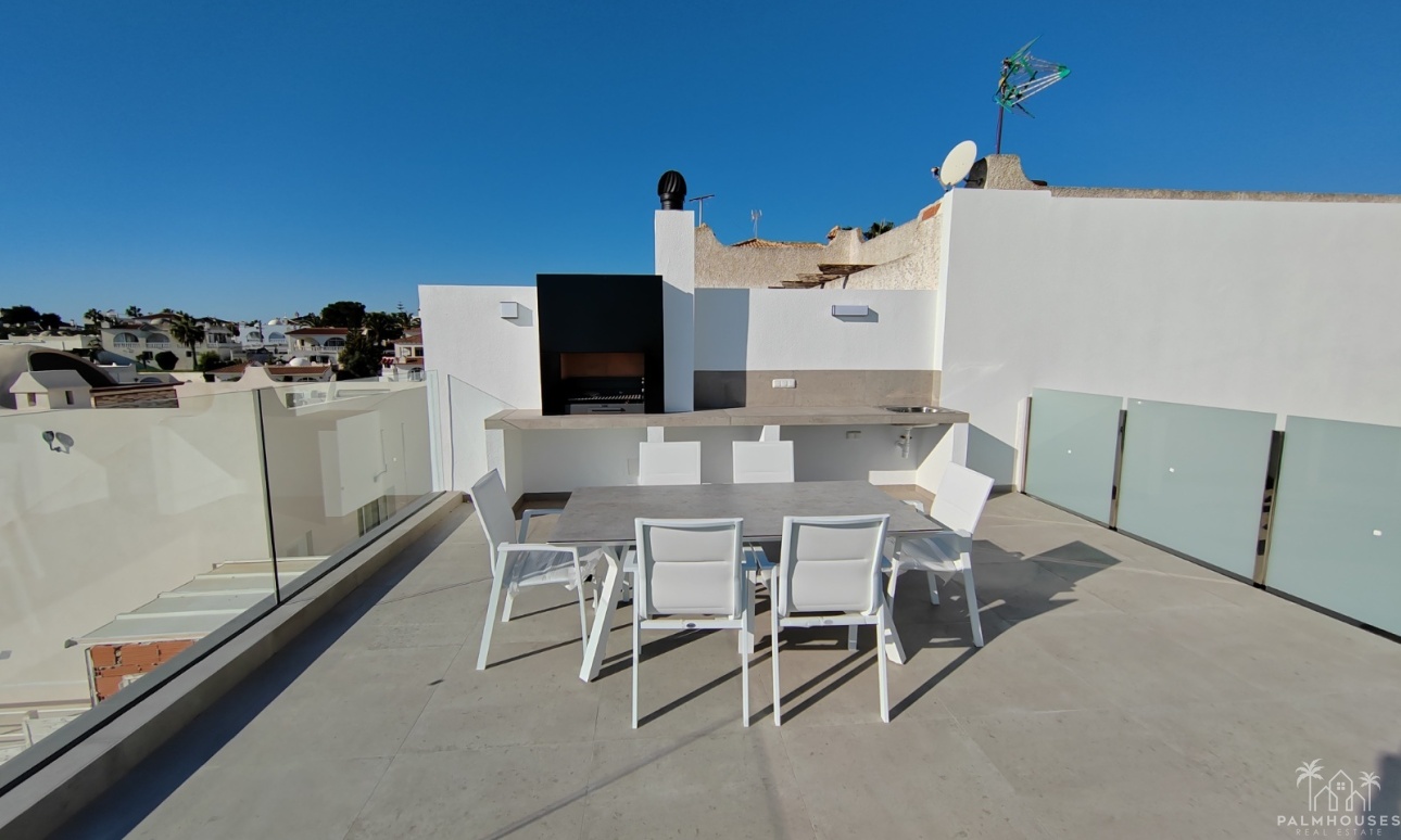 Venta - Villa - Torrevieja - Los Balcones