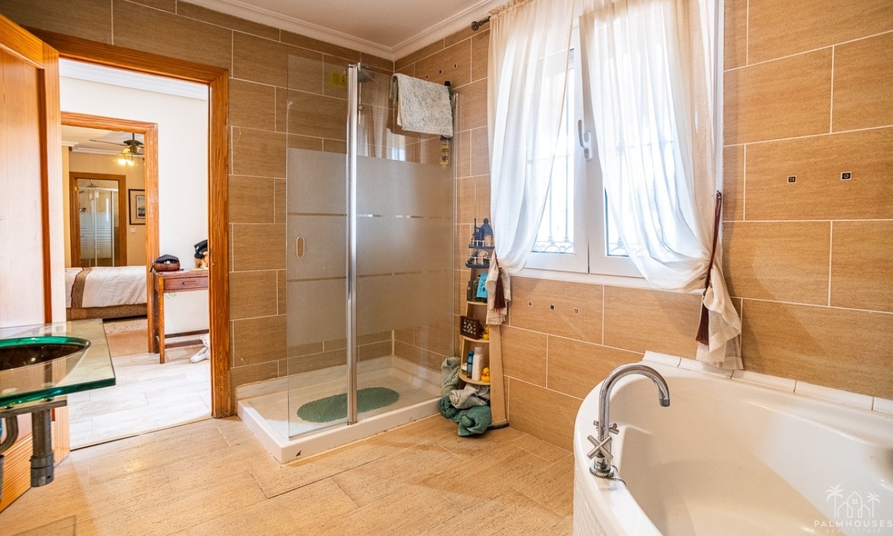 Venta - Villa - Torrevieja - Los Balcones