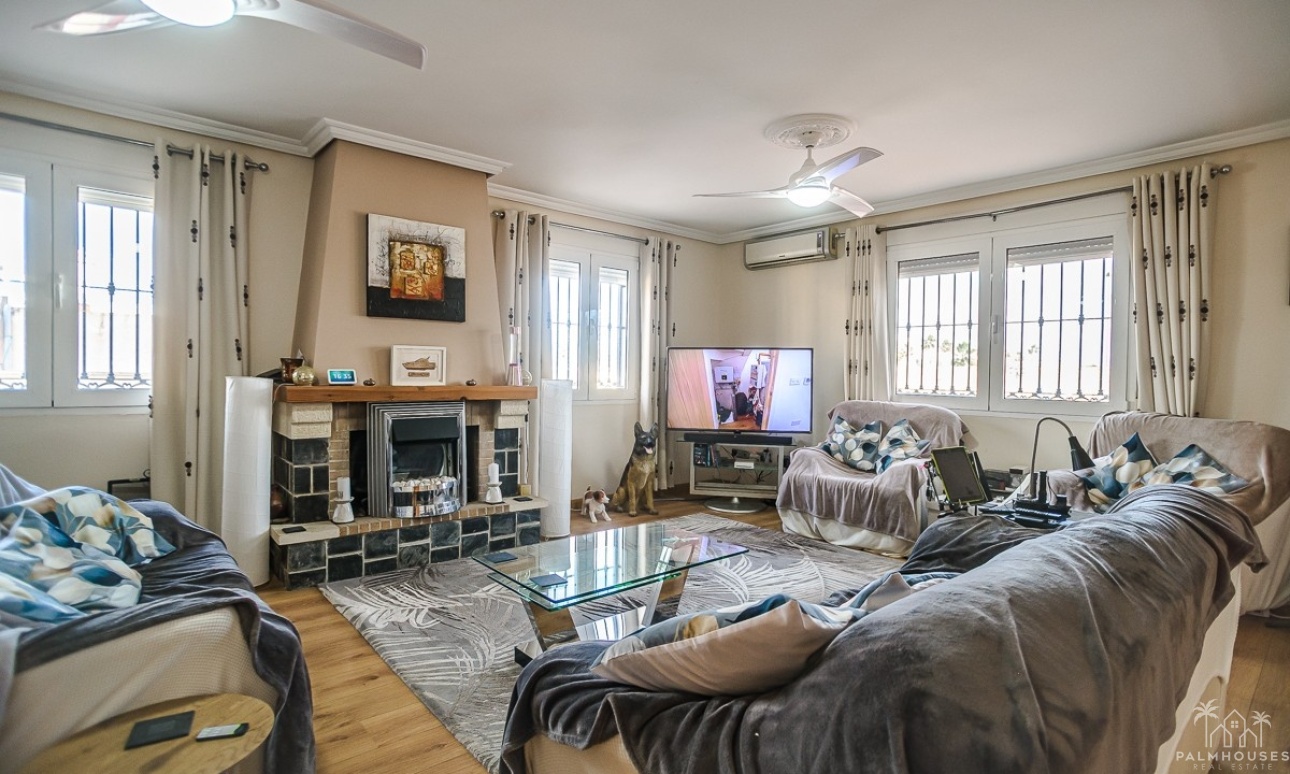 Venta - Villa - Torrevieja - Los Balcones