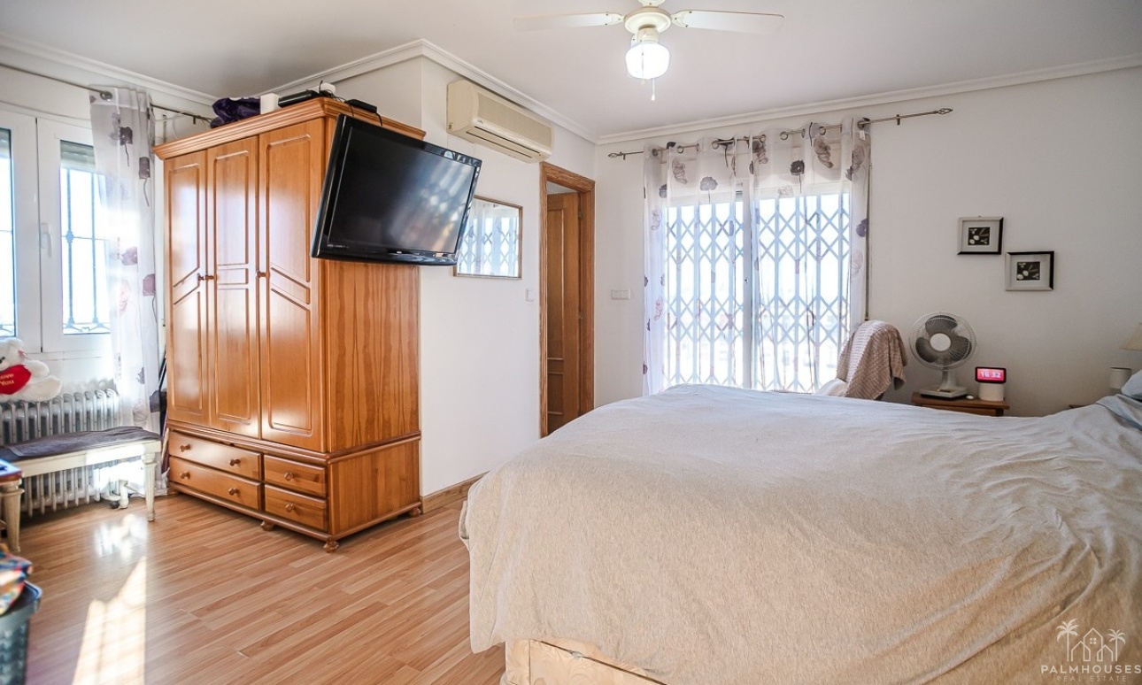 Venta - Villa - Torrevieja - Los Balcones