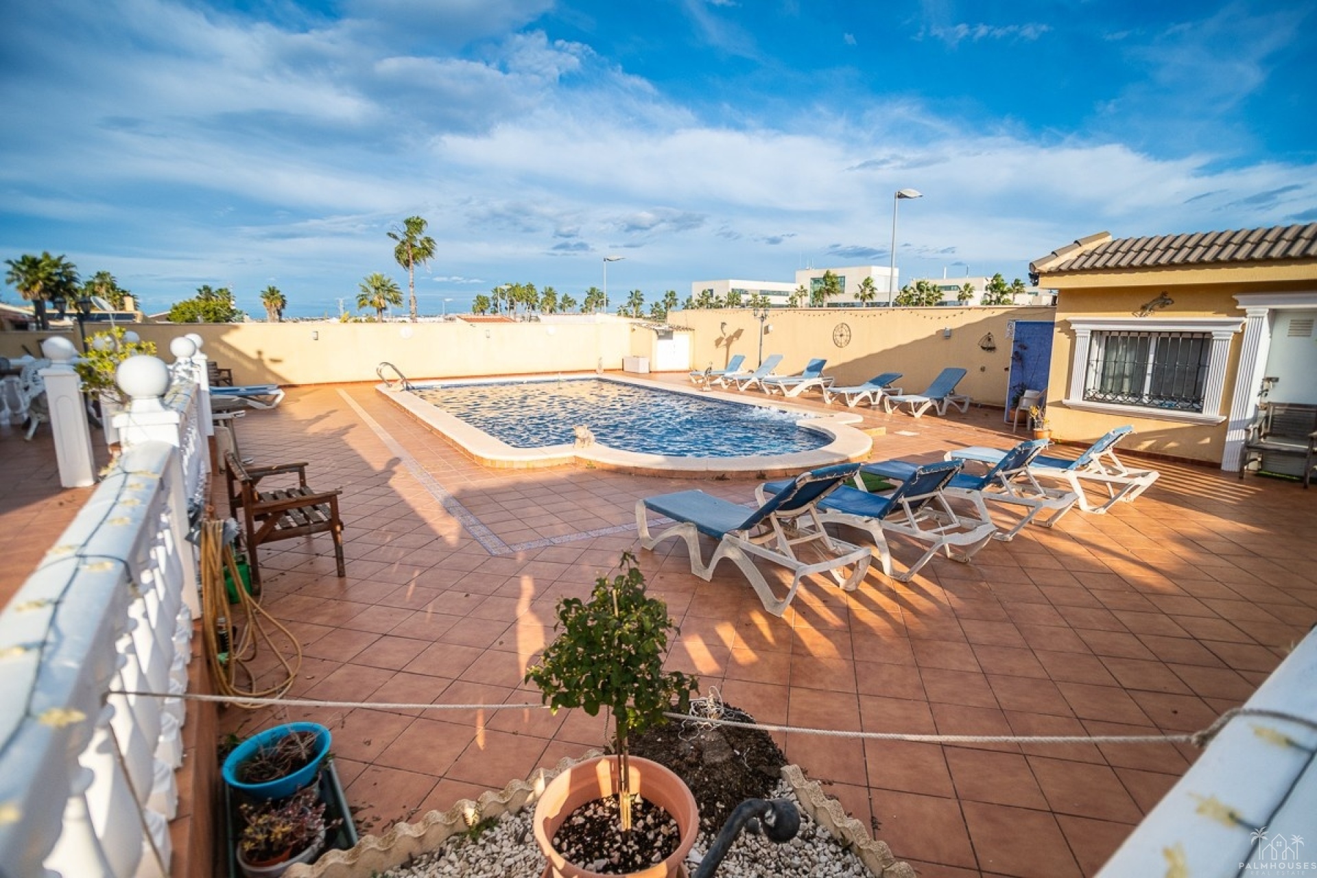 Venta - Villa - Torrevieja - Los Balcones