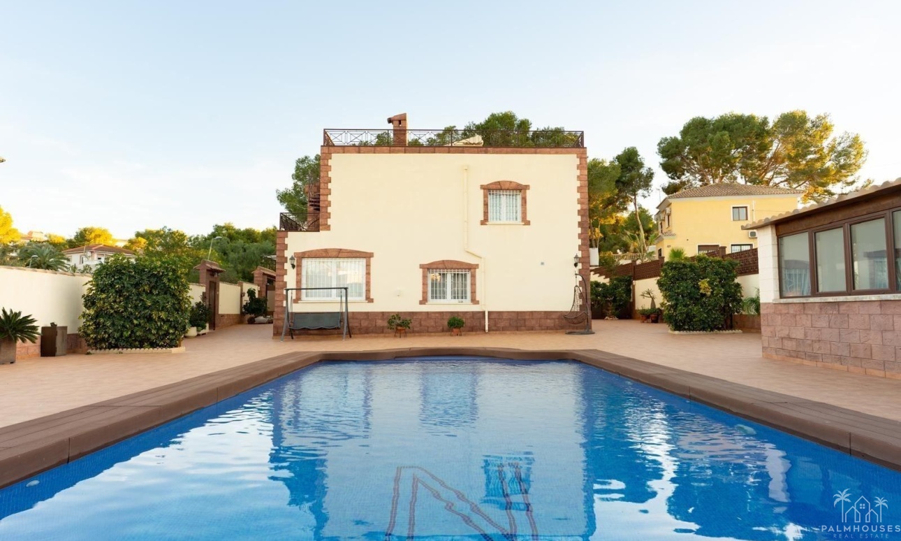 Venta - Villa - Torrevieja - Los Balcones