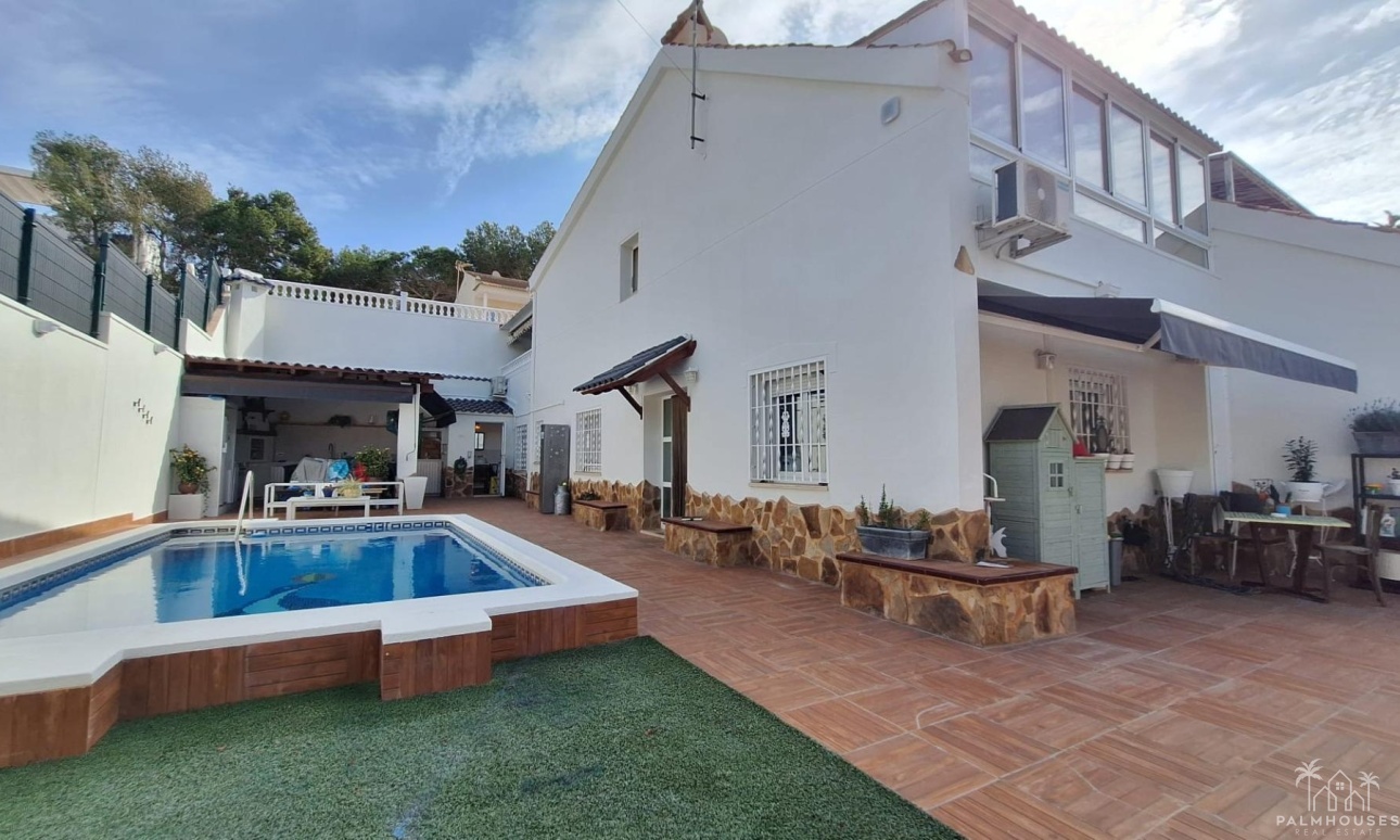 Venta - Villa - Torrevieja - Los Balcones
