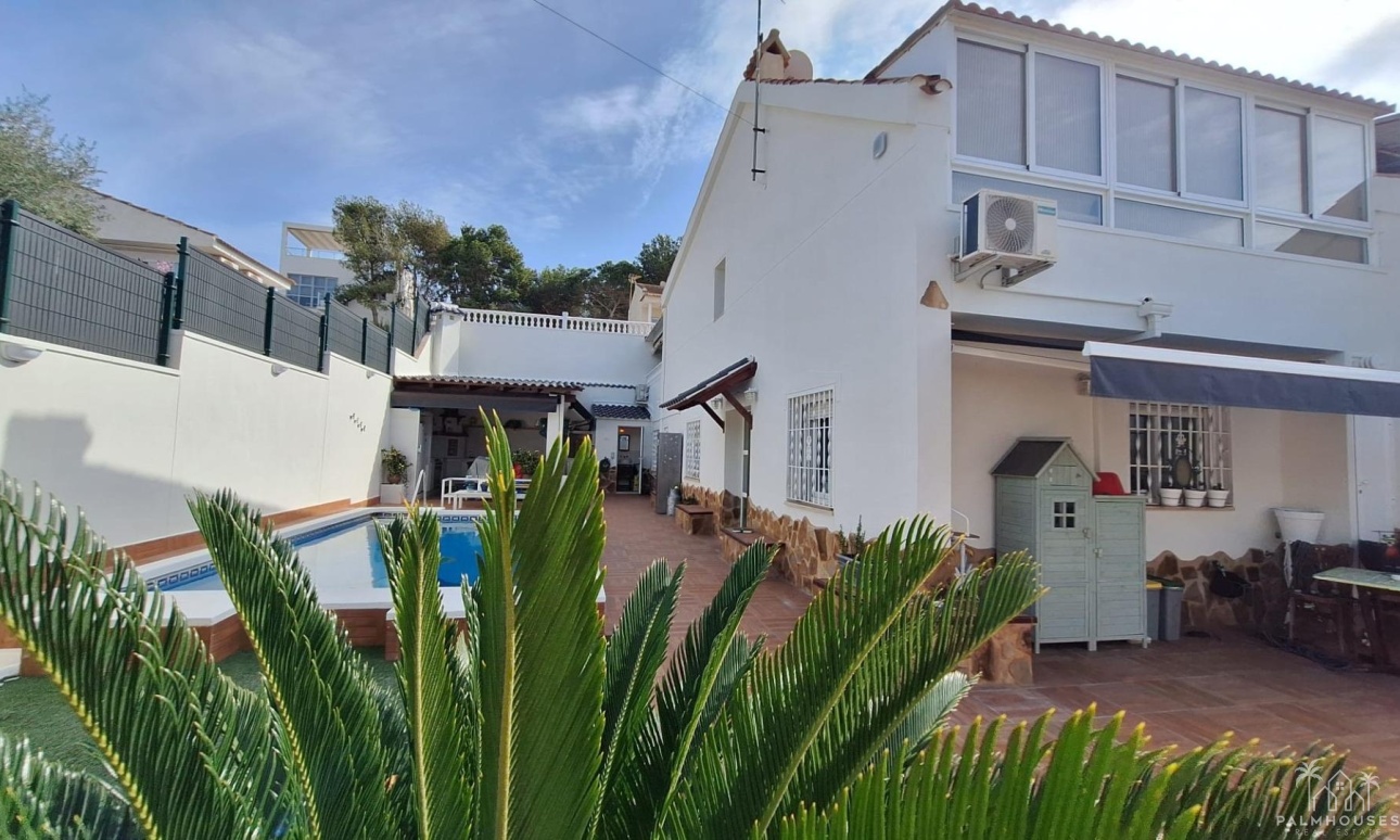 Venta - Villa - Torrevieja - Los Balcones