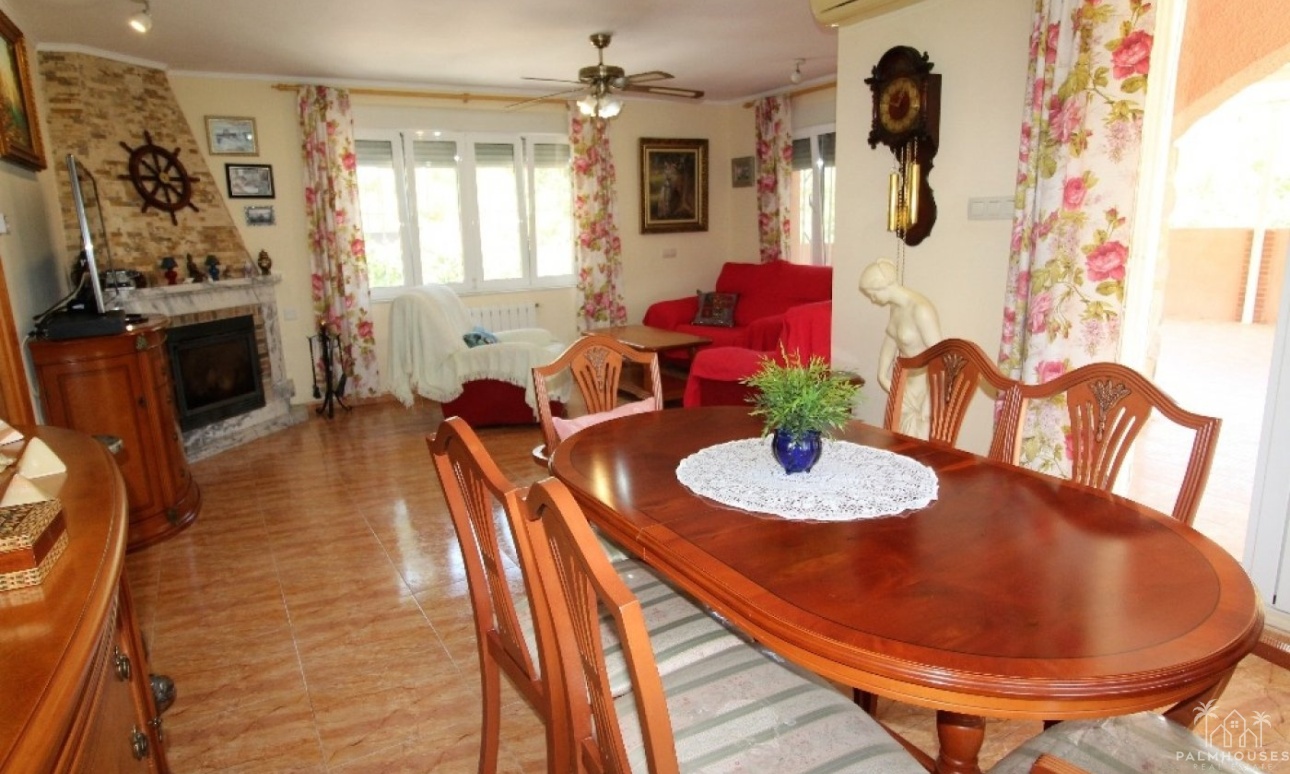 Venta - Villa - Torrevieja - Los Balcones