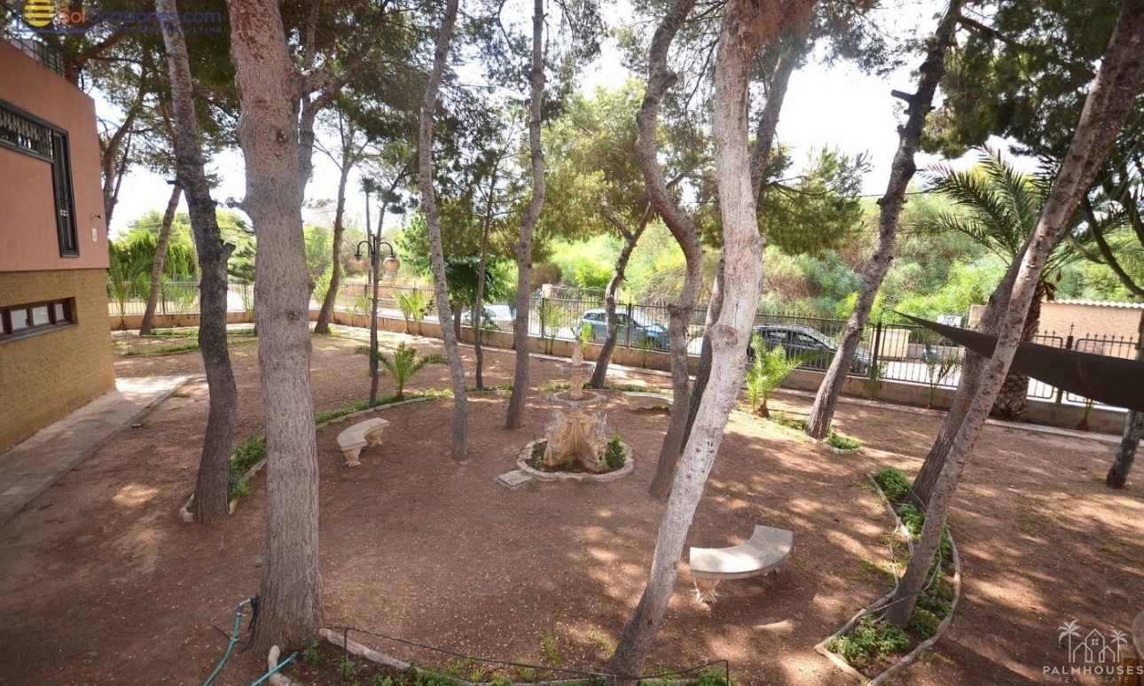 Venta - Villa - Torrevieja - Los Balcones