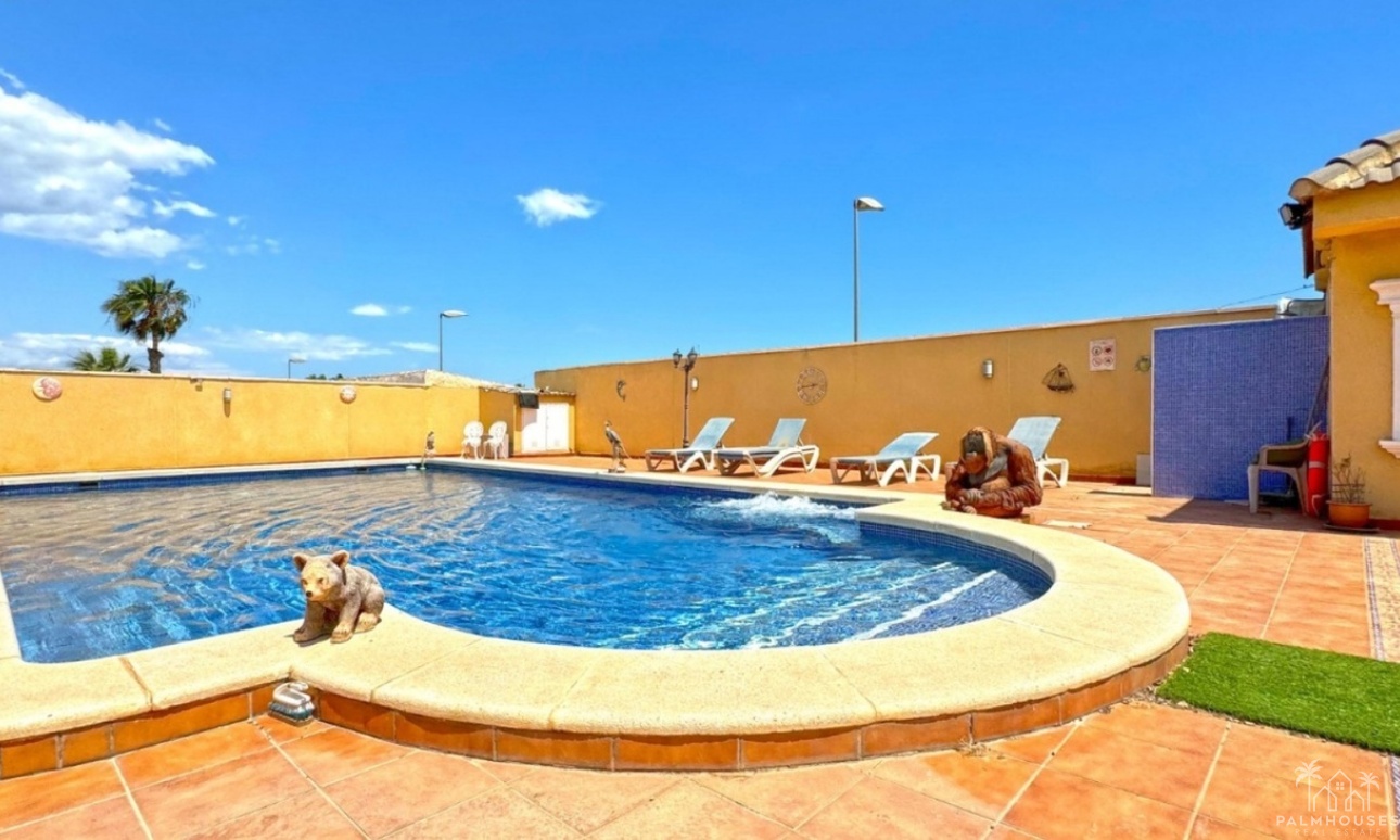 Venta - Villa - Torrevieja - Los Balcones