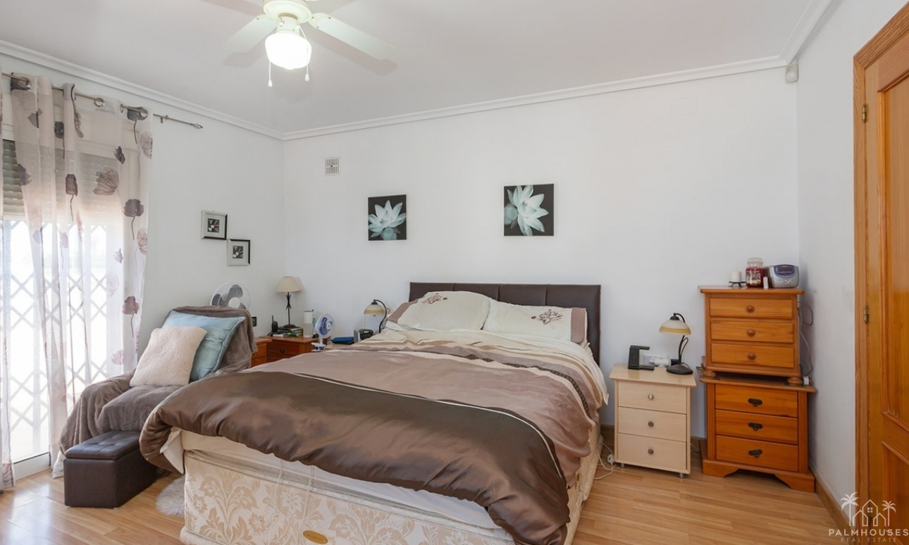 Venta - Villa - Torrevieja - Los Balcones