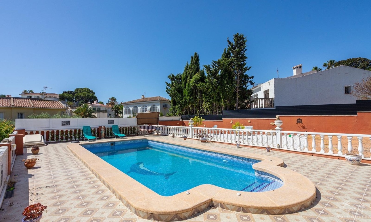 Venta - Villa - Torrevieja - Los Balcones