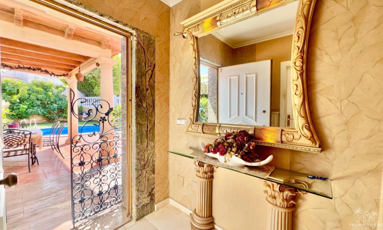 Venta - Villa - Torrevieja - Los Balcones