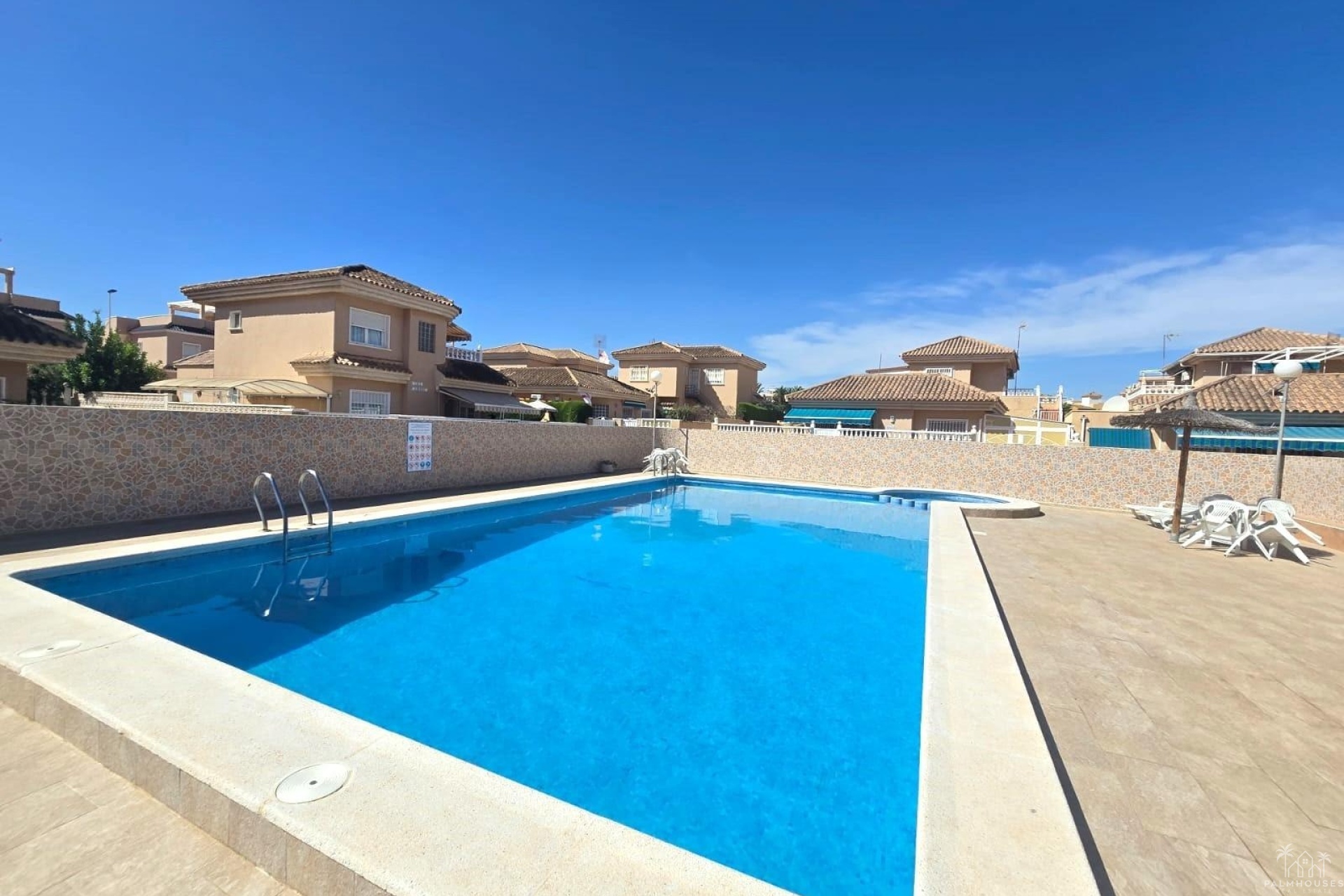 Venta - Villa - Torrevieja - Los Balcones