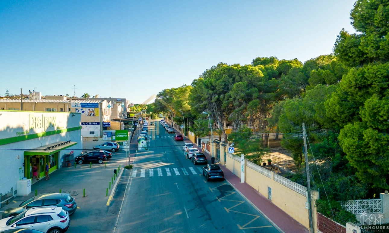 Venta - Villa - Torrevieja - Los Balcones