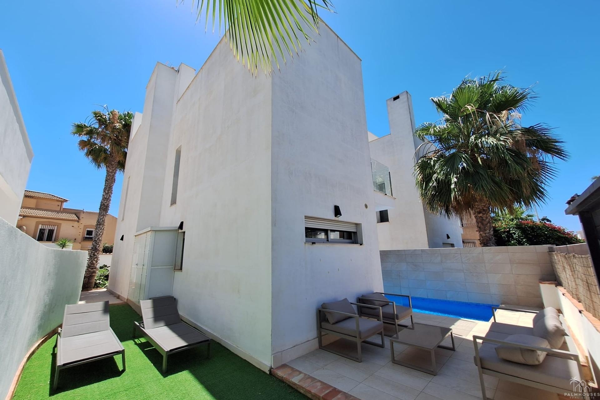 Venta - Villa - Torrevieja - Los Frutales