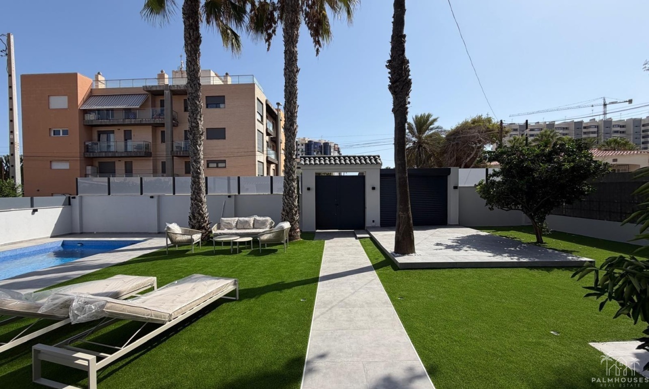 Venta - Villa - Torrevieja - Punta Prima