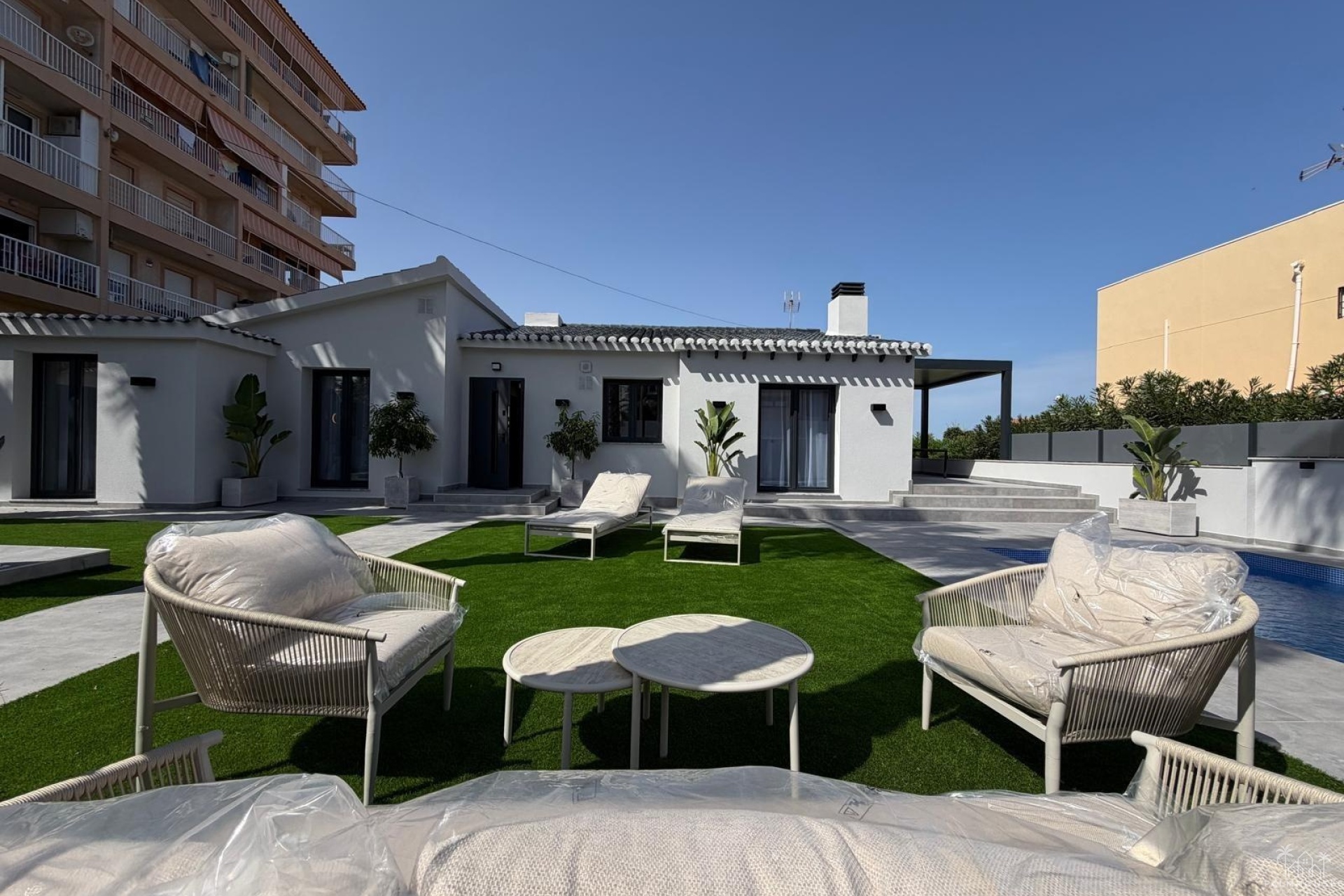 Venta - Villa - Torrevieja - Punta Prima