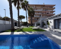 Venta - Villa - Torrevieja - Punta Prima