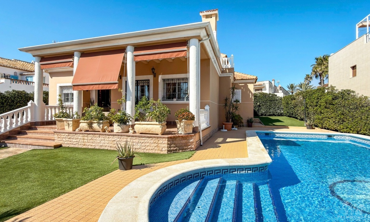 Venta - Villa - Torrevieja - Torrelamata - La Mata