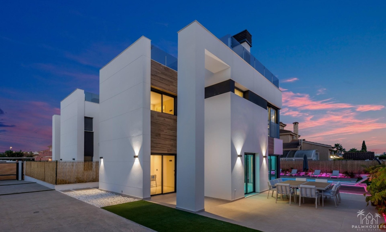 Venta - Villa - Torrevieja - Torreta Florida