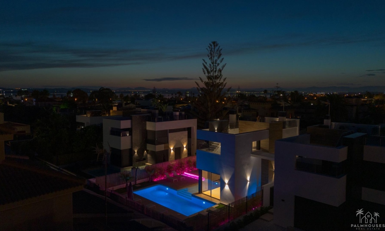 Venta - Villa - Torrevieja - Torreta Florida
