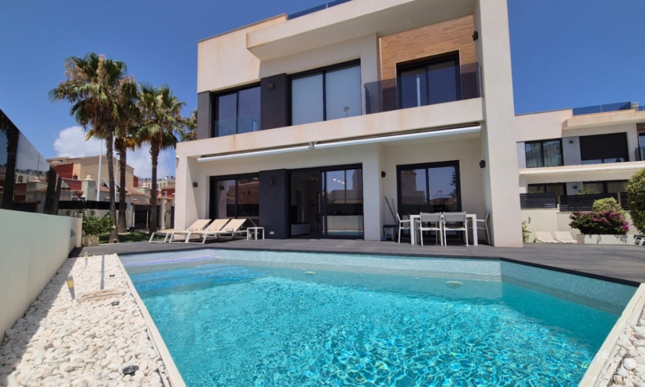 Venta - Villa - Torrevieja - Torrevieja Centro