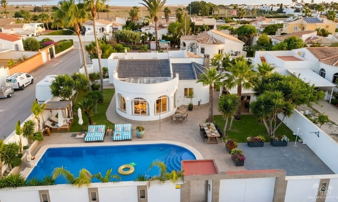 Venta - Villa - Torrevieja - Torrevieja Centro