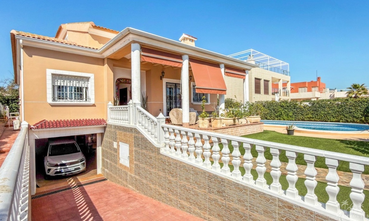 Venta - Villa - Torrevieja - Torrevieja Centro