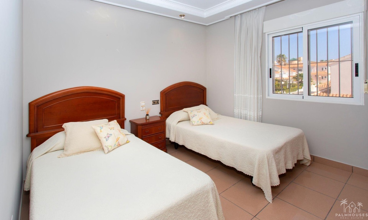 Venta - Villa - Torrevieja - Torrevieja Centro