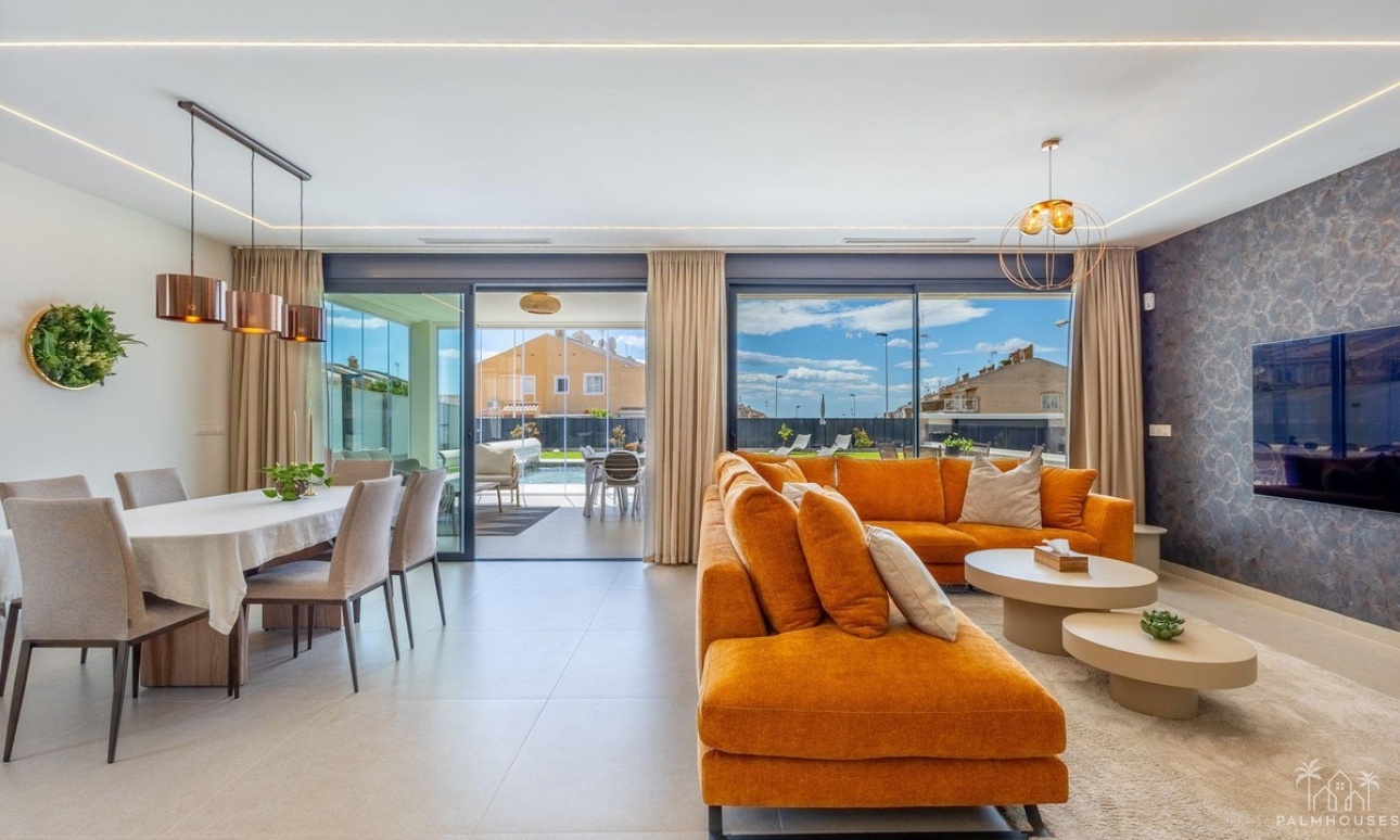 Venta - Villa - Torrevieja - Torrevieja Centro