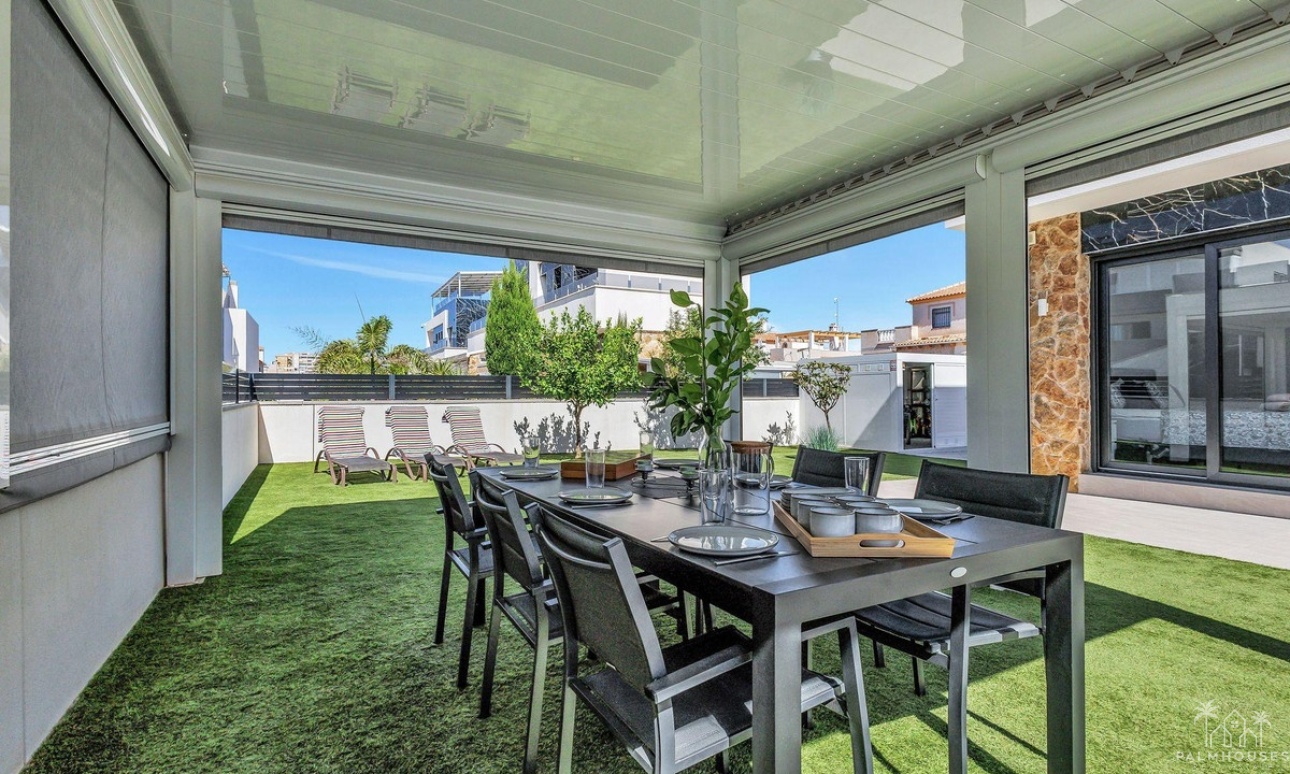 Venta - Villa - Torrevieja - Torrevieja Centro