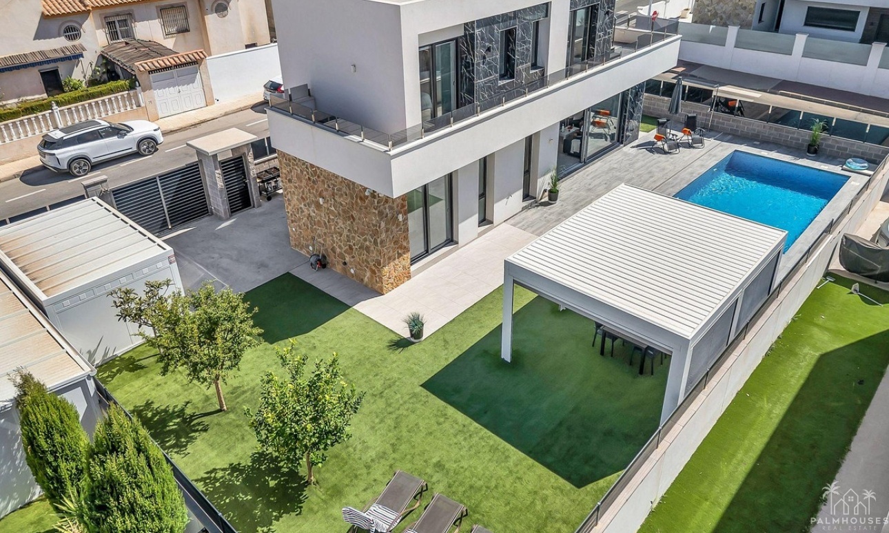 Venta - Villa - Torrevieja - Torrevieja Centro