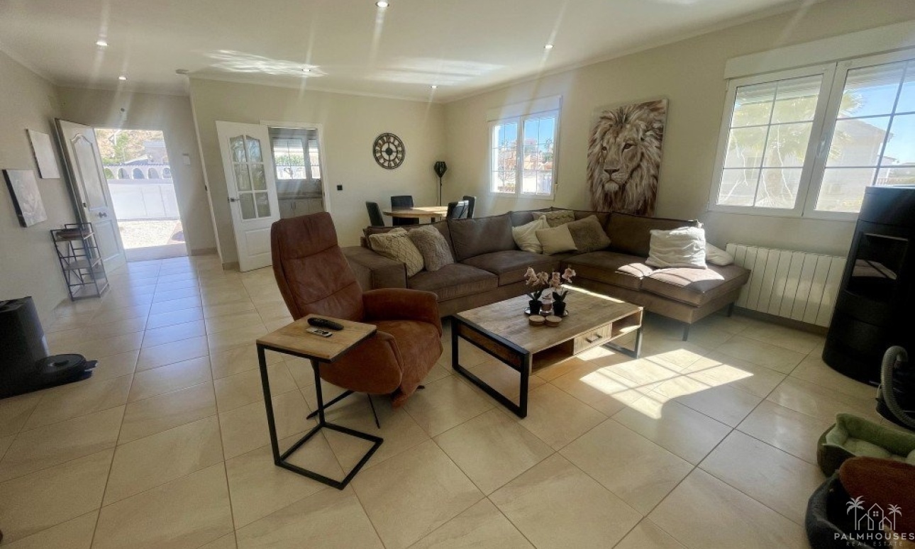 Venta - Villa - Urb. La Marina - Inland