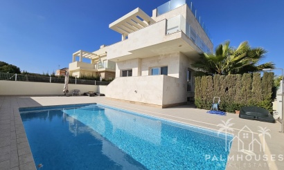 Villa - Herverkoop - La Zenia - Costa Blanca