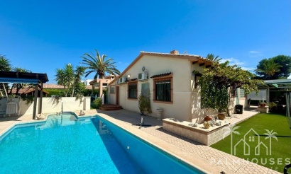 Villa - Herverkoop - Orihuela Costa - Aguamarina