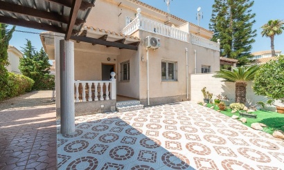 Villa - Herverkoop - Orihuela Costa - Playa Flamenca