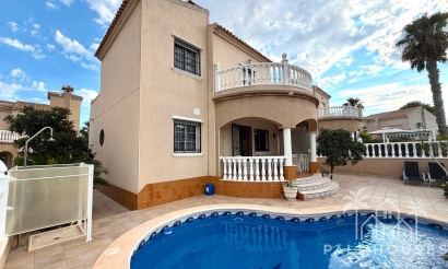 Villa - Herverkoop - Orihuela - Orihuela Costa