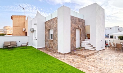 Villa - Herverkoop - Orihuela - Playa Flamenca