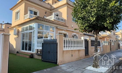 Villa - Herverkoop - Pilar de La Horadada - Torre de la Horadada