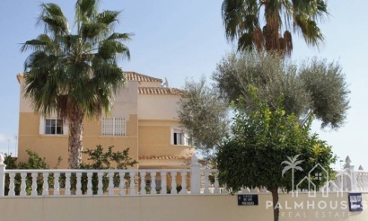 Villa - Herverkoop - Torrevieja - La Siesta