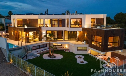 Villa - Resale - Benidorm - Benidorm Centro