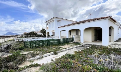 Villa - Resale - Denia - Denia Centro