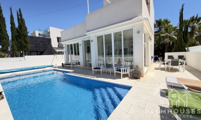 Villa - Resale - Mil Palmeras - Mil Palmeras