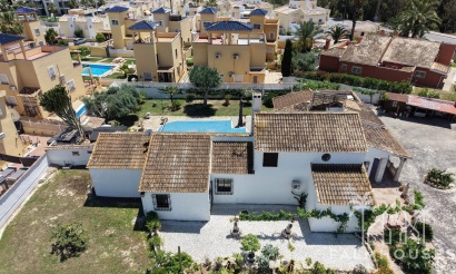 Villa - Resale - Orihuela Costa - Villamartin